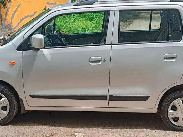 Used Maruti Suzuki Wagon R 1.0 [2014-2019] VXI in Nashik