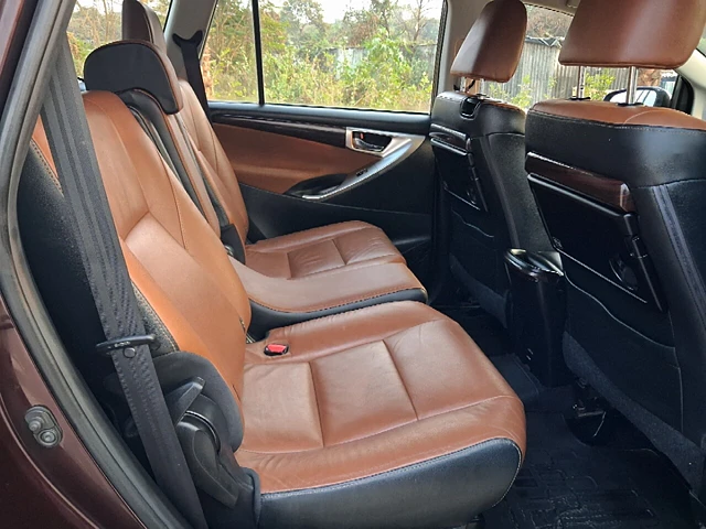 Second Hand 2017 Toyota Innova Crysta 2.7 ZX AT 7 STR for