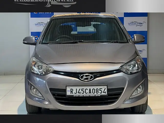 Used 2013 Hyundai i20 in Jaipur