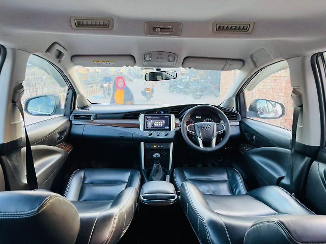 Used Toyota Innova Crysta [2016-2020] 2.4 G 7 STR [2016-2017] in Kishangarh
