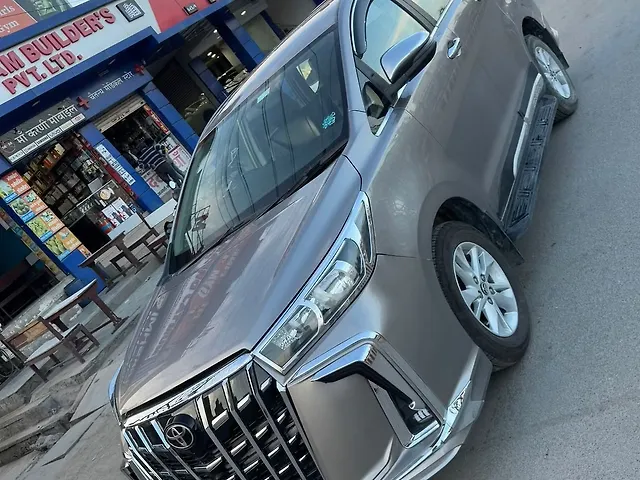 Used Toyota Innova Crysta [2016-2020] 2.4 G 7 STR [2016-2017] in Kishangarh