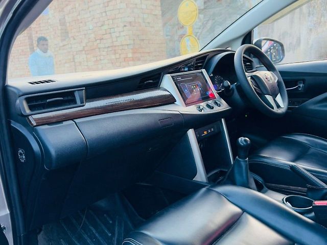 Used Toyota Innova Crysta [2016-2020] 2.4 G 7 STR [2016-2017] in Kishangarh