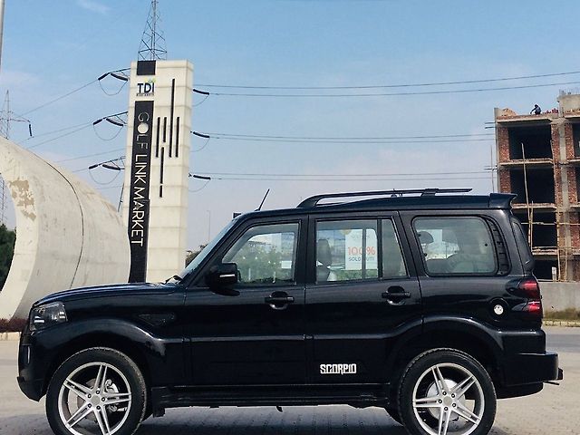 Used Mahindra Scorpio 2021 S9 2WD 8 STR in Mohali