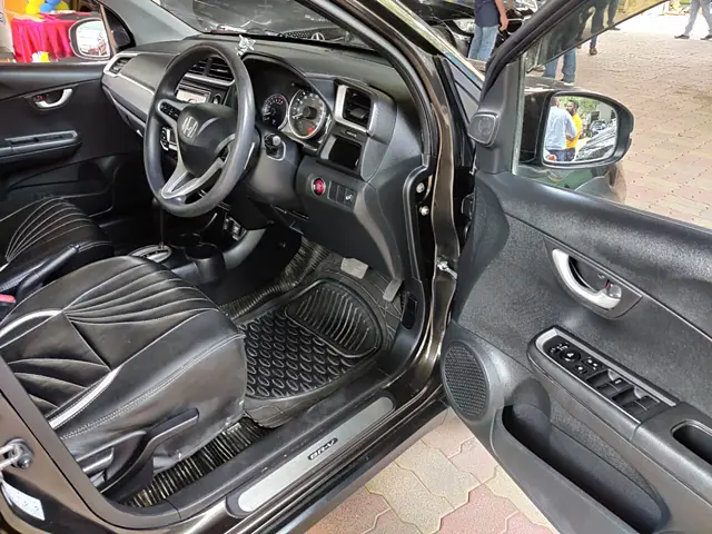 Used Honda BR-V V CVT Petrol in Mumbai