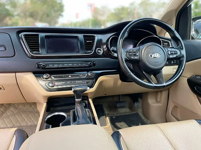 Used Kia Carnival [2020-2023] Limousine Plus 7 STR in Mumbai