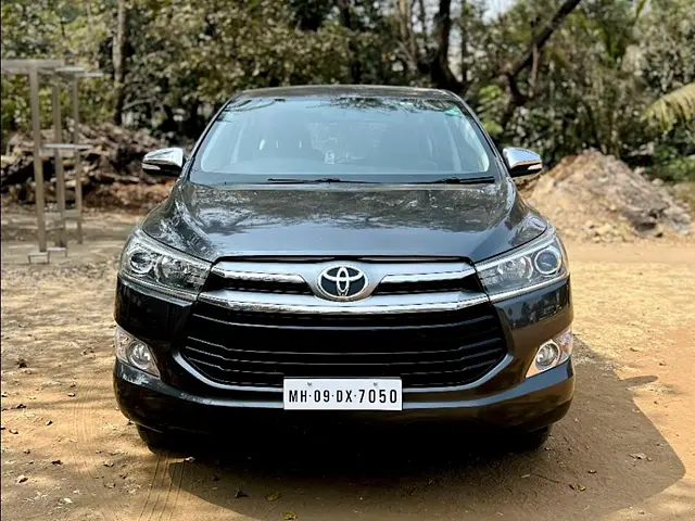 Used 2016 Toyota Innova Crysta in Kolhapur