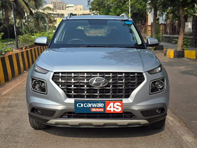 Used 2022 Hyundai Venue in Mumbai