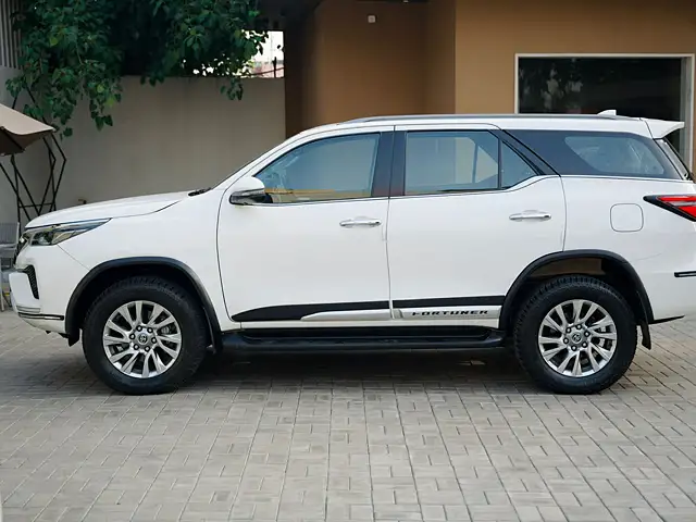 Used Toyota Fortuner 4X4 AT 2.8 Diesel in Delhi