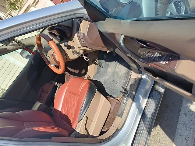 Used Mahindra XUV500 [2015-2018] W4 in Lucknow