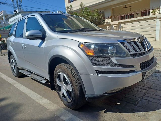 Used Mahindra XUV500 [2015-2018] W4 in Lucknow