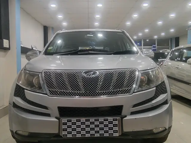 Used 2013 Mahindra XUV500 in Kanpur