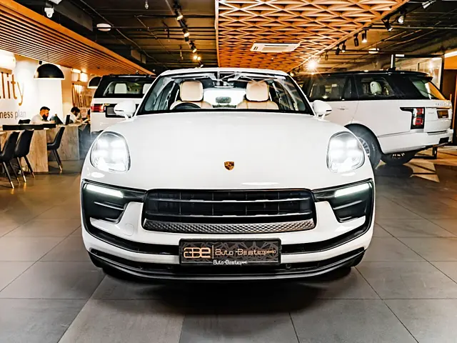 Used 2022 Porsche Macan in Delhi