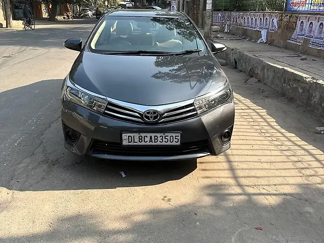Used 2014 Toyota Corolla Altis in Delhi