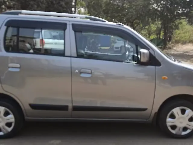 Used Maruti Suzuki Wagon R 1.0 [2014-2019] VXI in Kolhapur