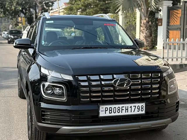 Used 2023 Hyundai Venue in Jalandhar