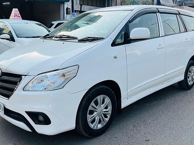 Used Toyota Innova [2015-2016] 2.5 G BS IV 8 STR in Kanpur