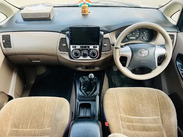 Used Toyota Innova [2015-2016] 2.5 G BS IV 8 STR in Kanpur