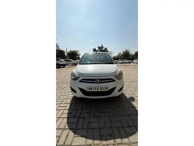 Used 2011 Hyundai i10 in Chandigarh