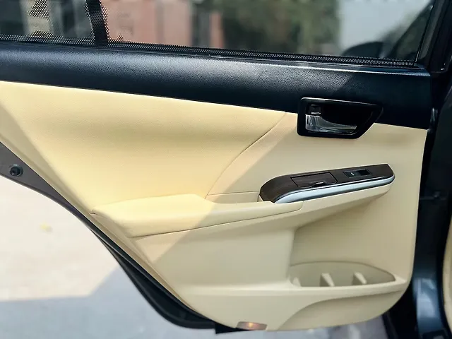Used Toyota Camry [2015-2019] Hybrid [2015-2017] in Delhi