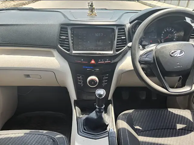 Used Mahindra XUV300 [2019-2024] W4 1.2 Petrol in Noida