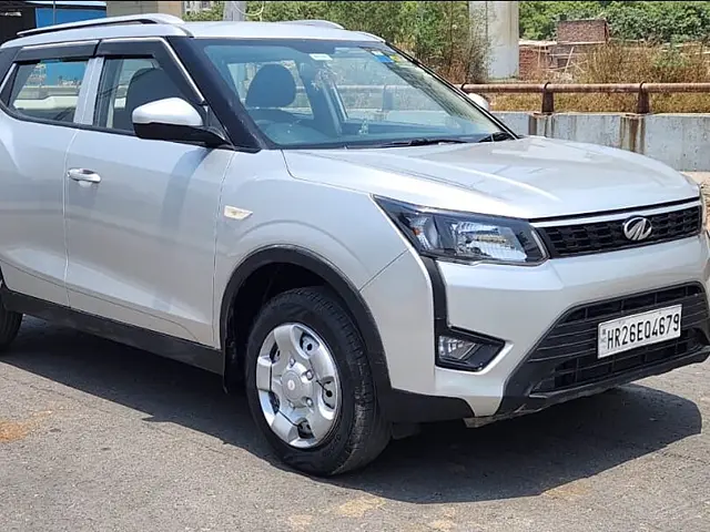 Used Mahindra XUV300 [2019-2024] W4 1.2 Petrol in Noida