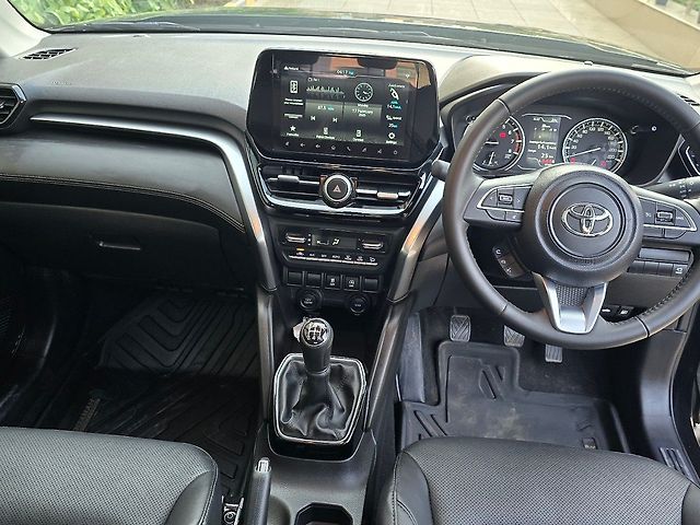 Used Toyota Urban Cruiser Hyryder V NeoDrive [2023-2025] in Gurgaon