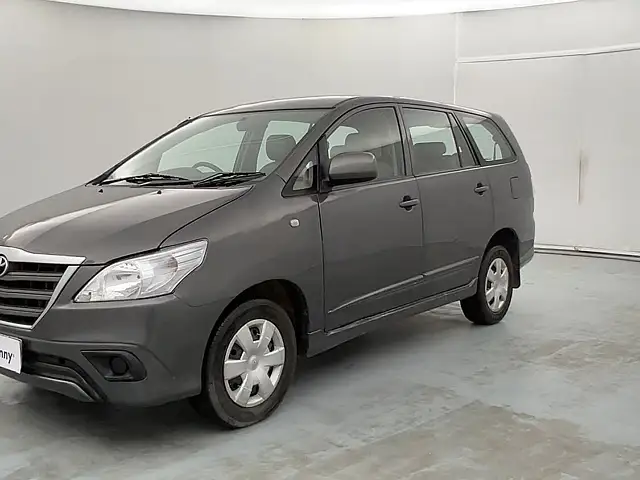 Used 2013 Toyota Innova in Lucknow