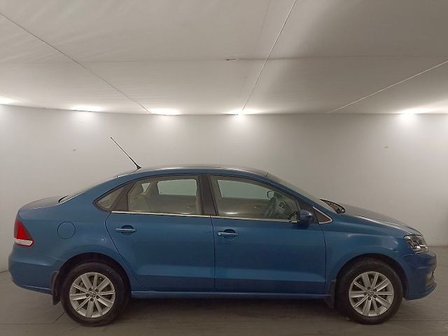 Used Volkswagen Vento [2015-2019] Highline Plus 1.5 AT (D) 16 Alloy in Jaipur