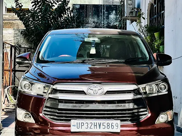 Used 2017 Toyota Innova Crysta in Lucknow