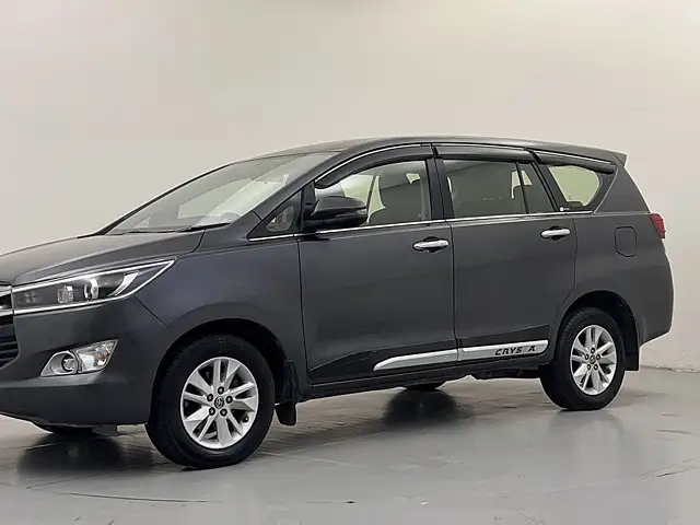 Used 2019 Toyota Innova Crysta in Delhi