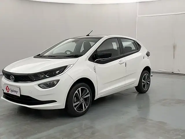 Used 2022 Tata Altroz in Lucknow