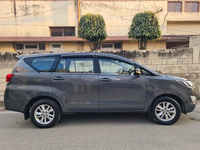 Used Toyota Innova Crysta [2016-2020] 2.4 G 7 STR [2016-2017] in Jalandhar