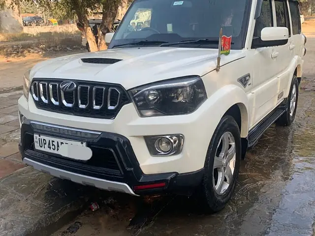 Used 2018 Mahindra Scorpio in Lucknow