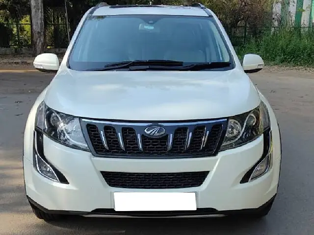 Used 2017 Mahindra XUV500 in Delhi
