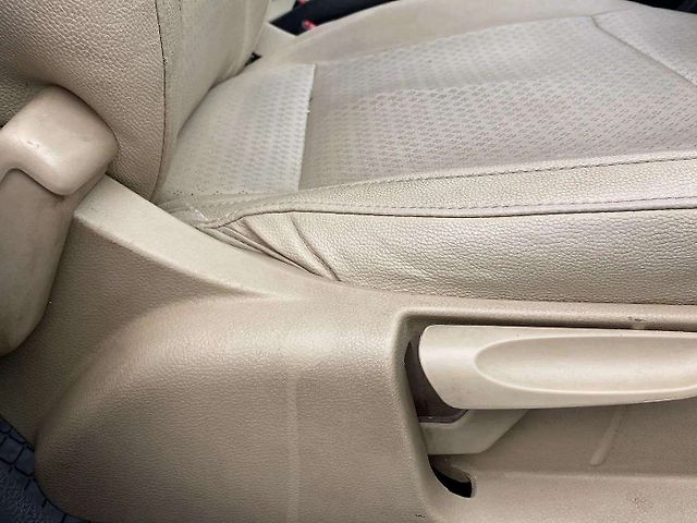 Used Volkswagen Polo [2016-2019] Highline1.2L (P) in Ahmedabad