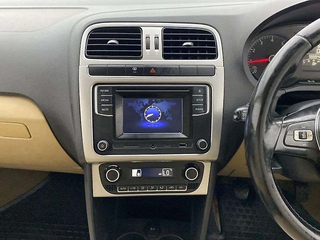 Used Volkswagen Polo [2016-2019] Highline1.2L (P) in Ahmedabad