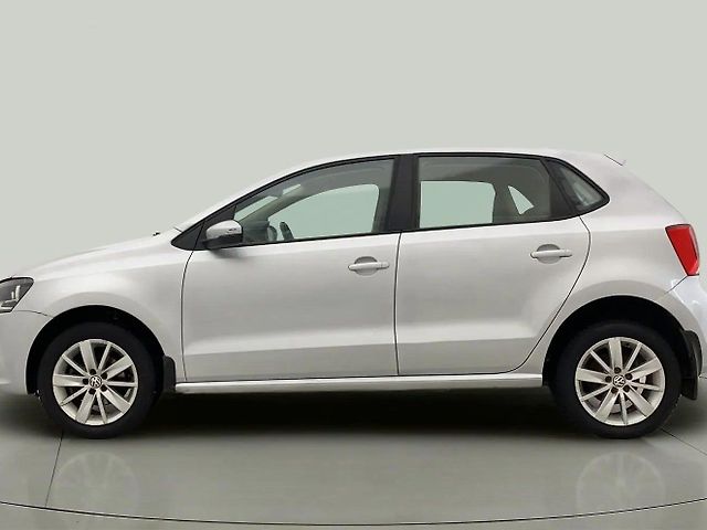 Used Volkswagen Polo [2016-2019] Highline1.2L (P) in Ahmedabad