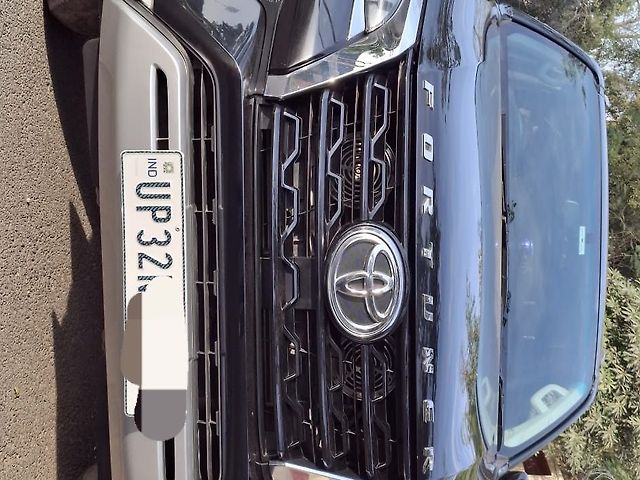 Used Toyota Fortuner 4X2 MT 2.8 Diesel in Lucknow