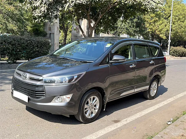 Used 2019 Toyota Innova Crysta in Delhi