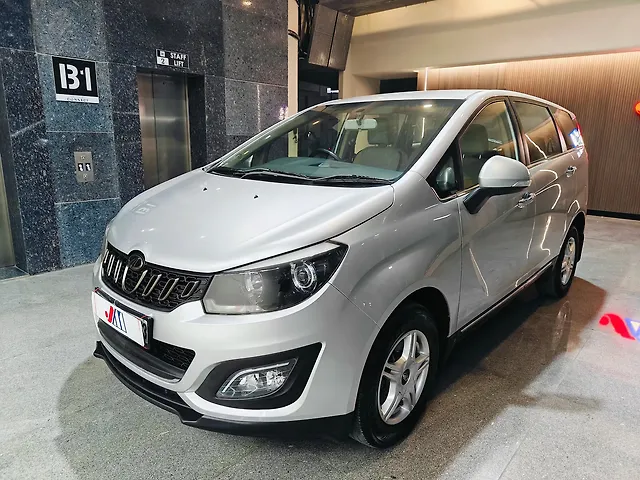 Used Mahindra Marazzo [2018-2020] M6 8 STR in Ahmedabad