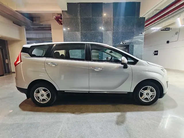 Used Mahindra Marazzo [2018-2020] M6 8 STR in Ahmedabad