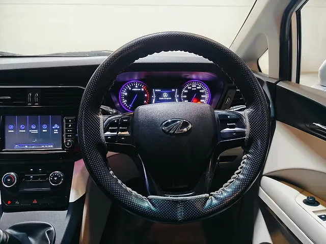 Used Mahindra Marazzo [2018-2020] M6 8 STR in Ahmedabad