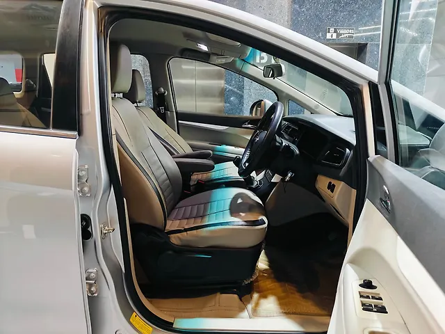 Used Mahindra Marazzo [2018-2020] M6 8 STR in Ahmedabad