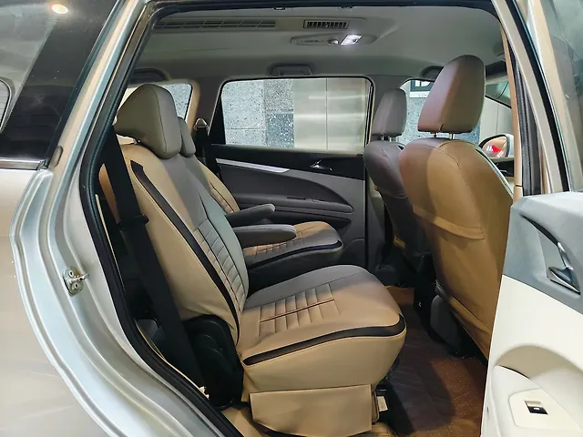 Used Mahindra Marazzo [2018-2020] M6 8 STR in Ahmedabad