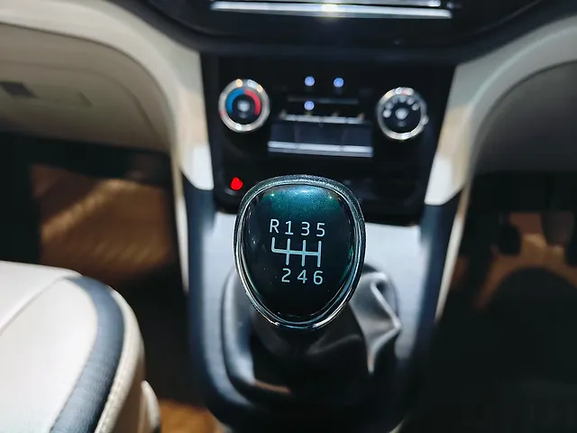Used Mahindra Marazzo [2018-2020] M6 8 STR in Ahmedabad