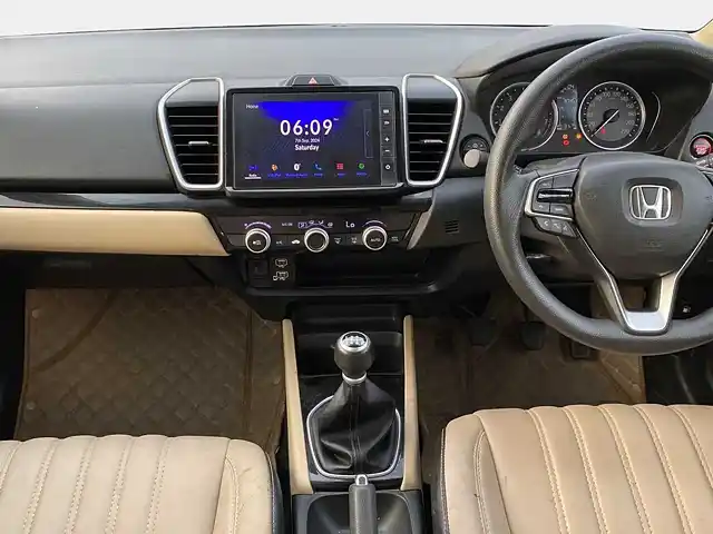 Used Honda City 4th Generation V Petrol in Ahmedabad