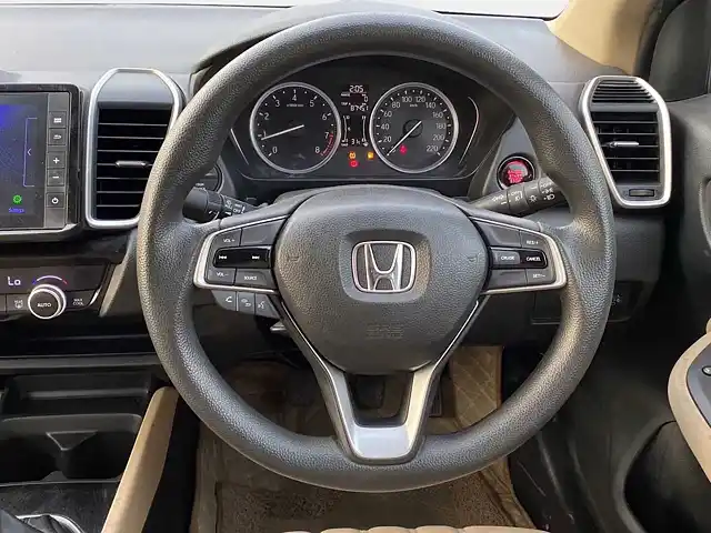 Used Honda City 4th Generation V Petrol in Ahmedabad