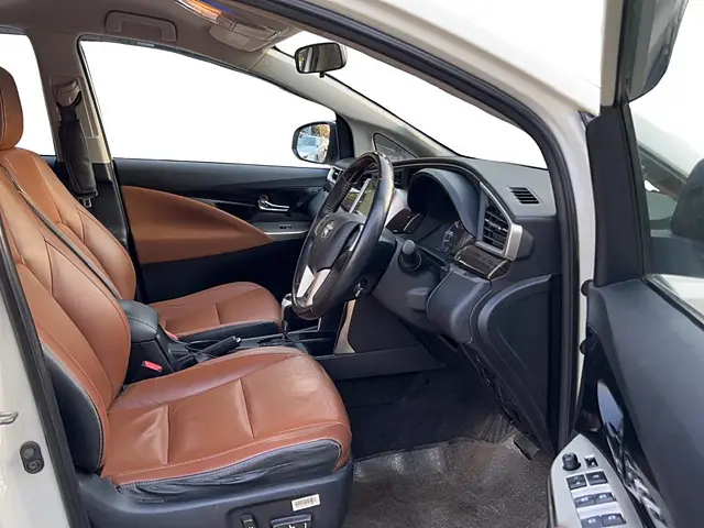 Used Toyota Innova Crysta [2016-2020] 2.8 ZX AT 7 STR [2016-2020] in Mumbai