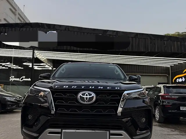 Used 2023 Toyota Fortuner in Lucknow