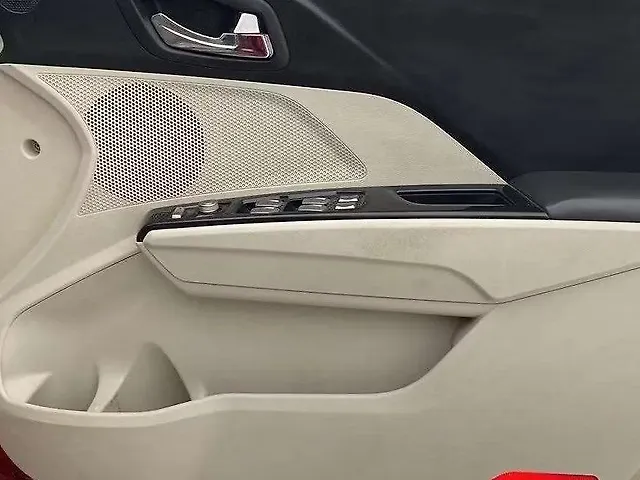 Used Mahindra XUV300 [2019-2024] W8 (O) 1.5 Diesel [2020] in Ahmedabad